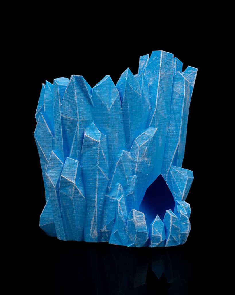 Frostbite Shard Can Holder and Dice Tower